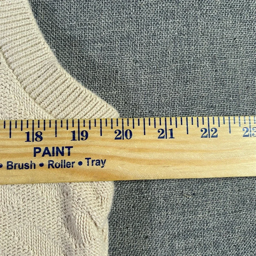 Pringle of Scotland Vintage Mens L Sweater Vest Beige Diamond‎ Knit Sleeveless
